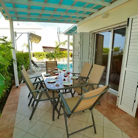 Amber Villa