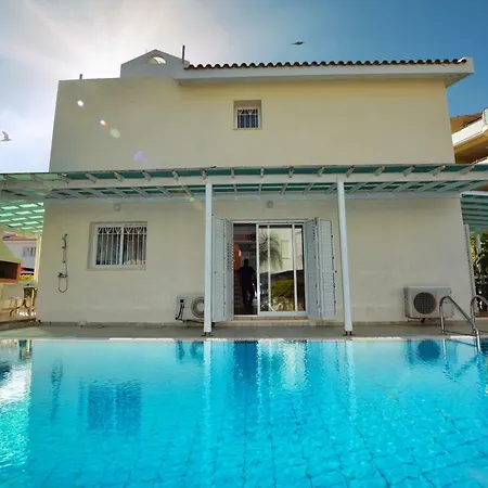 Amber Villa